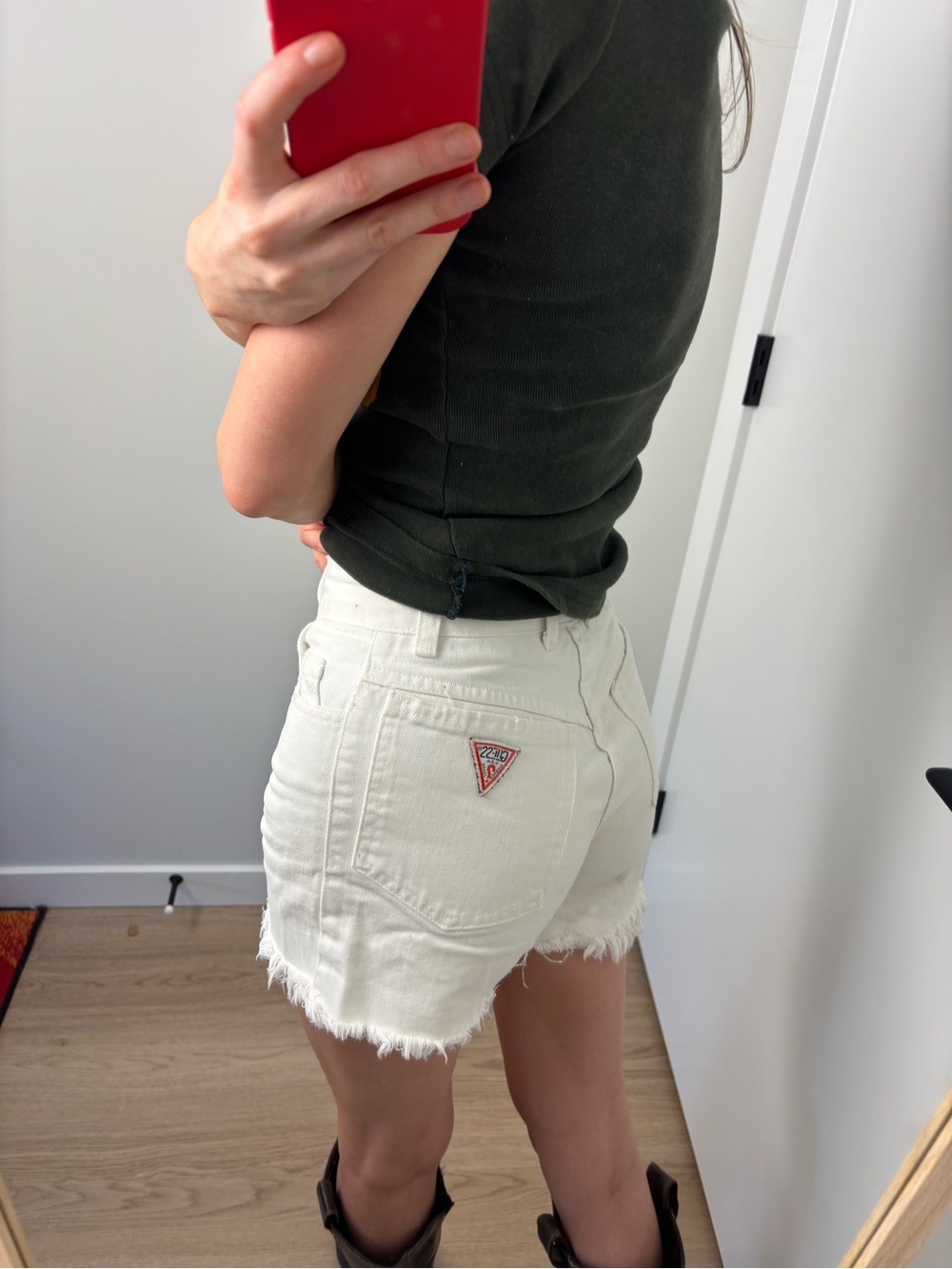 80s vintage Guess white denim shorts